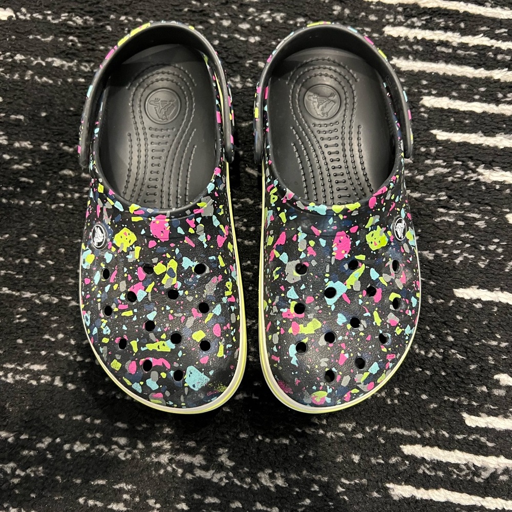 Women’s Crocs SZ 8